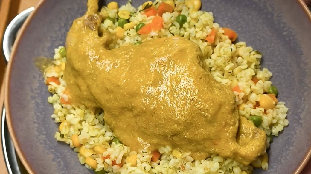 Lapin braisé, sauce crémeuse aux légumes