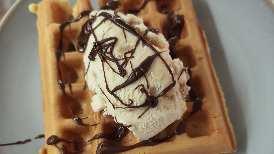 Fluffy Greek Yogurt Waffles