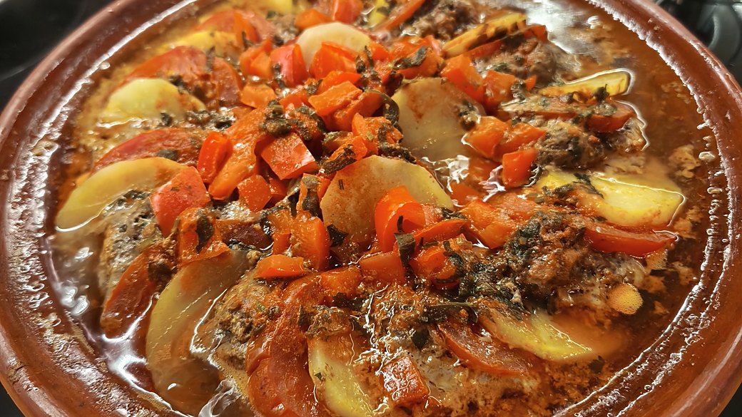 Moroccan Beef Tagine with Tomatoes and Potatoes