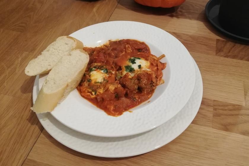 Moroccan Kefta Tagine with Meatballs and Eggs